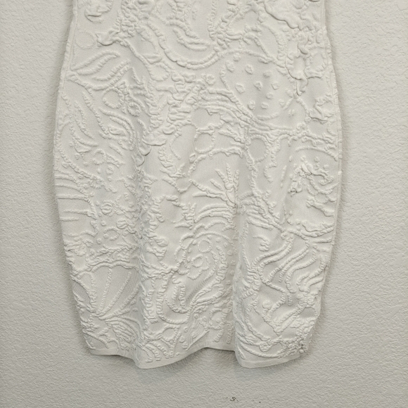 Lilly Pulitzer Tilly Sweater Textured Sleeveless Mini Dress In Resort White Sz S - Picture 11 of 13